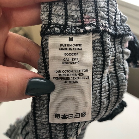 Garage M Black w/ Floral Tube Top - Picture 3 of 3